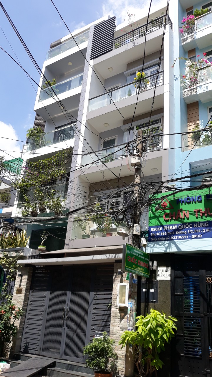 Bán căn nhà mới xây 7 lầu 2 MT Nguyễn Tiểu La, Q10 giá chỉ hơn 15 tỷ cực víp 