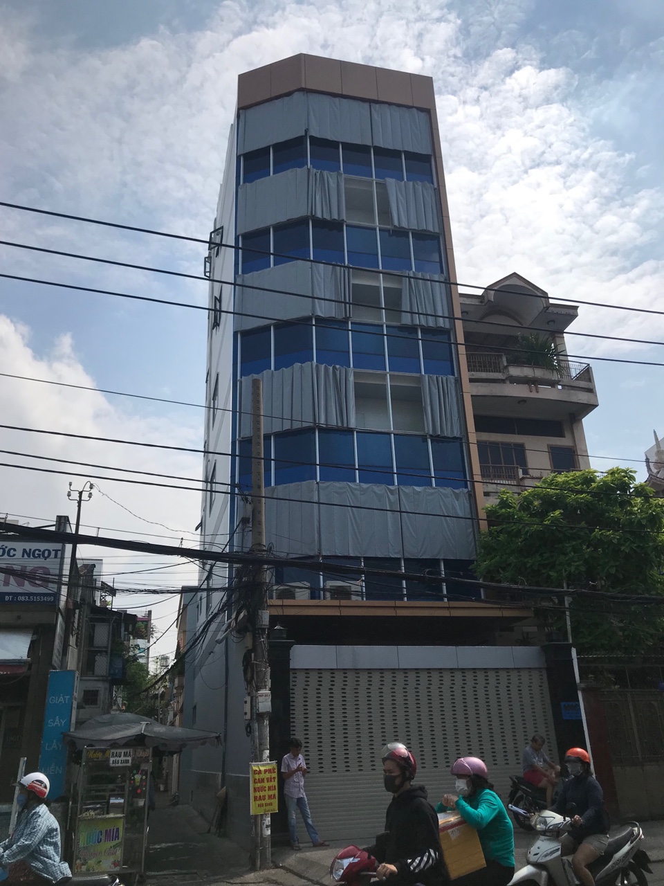 Bán HALO BUILDING tọa lạc nội khu Ba Tháng Hai , Quận 10, 15x22m, H 7L, 50 ty 0908525968