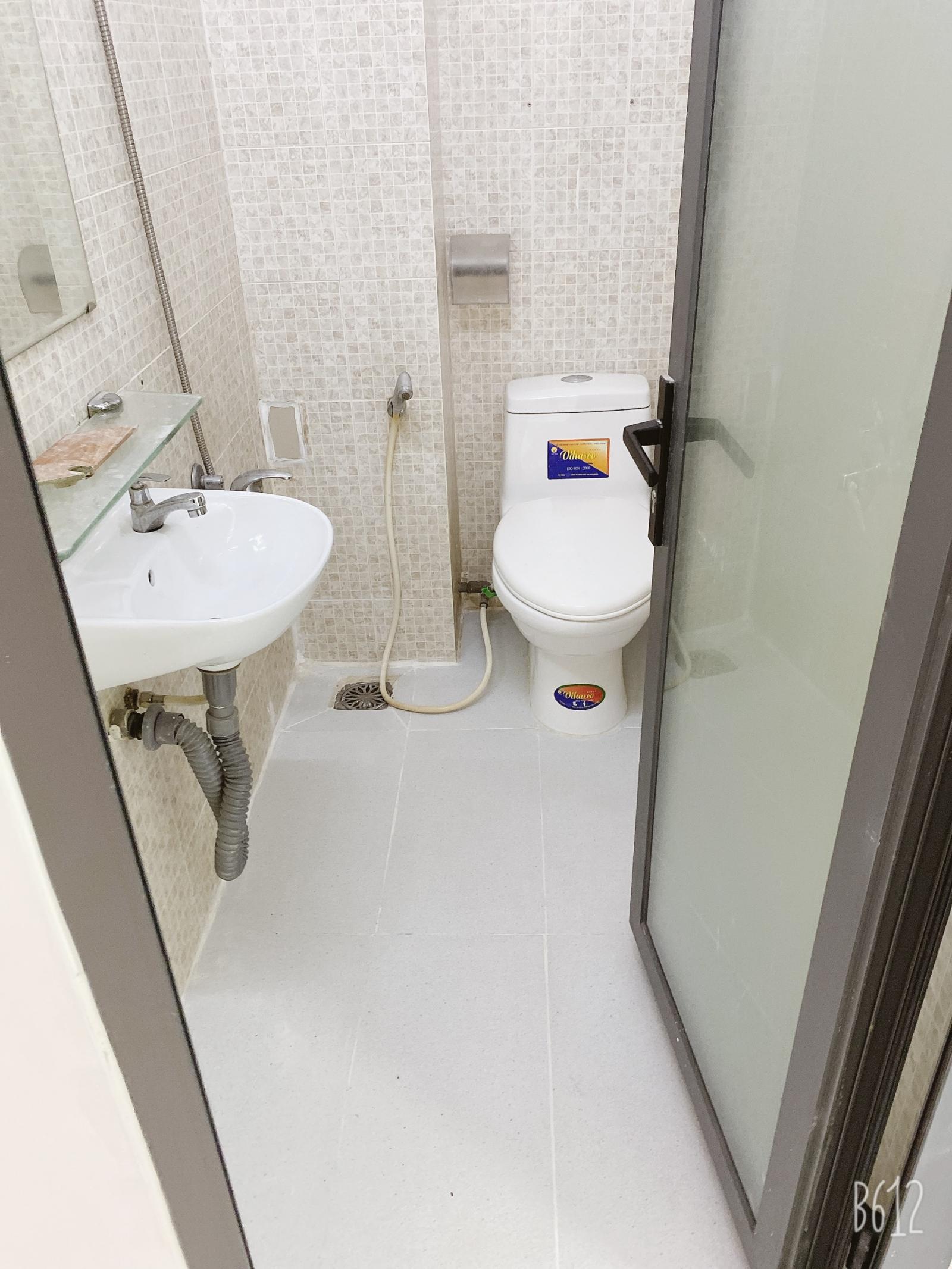 Bán nhà 2 mặt tiền đường lớn Nguyễn Trãi P. 11 Q. 5 DT: 3.8x17m giá 270tr/m2