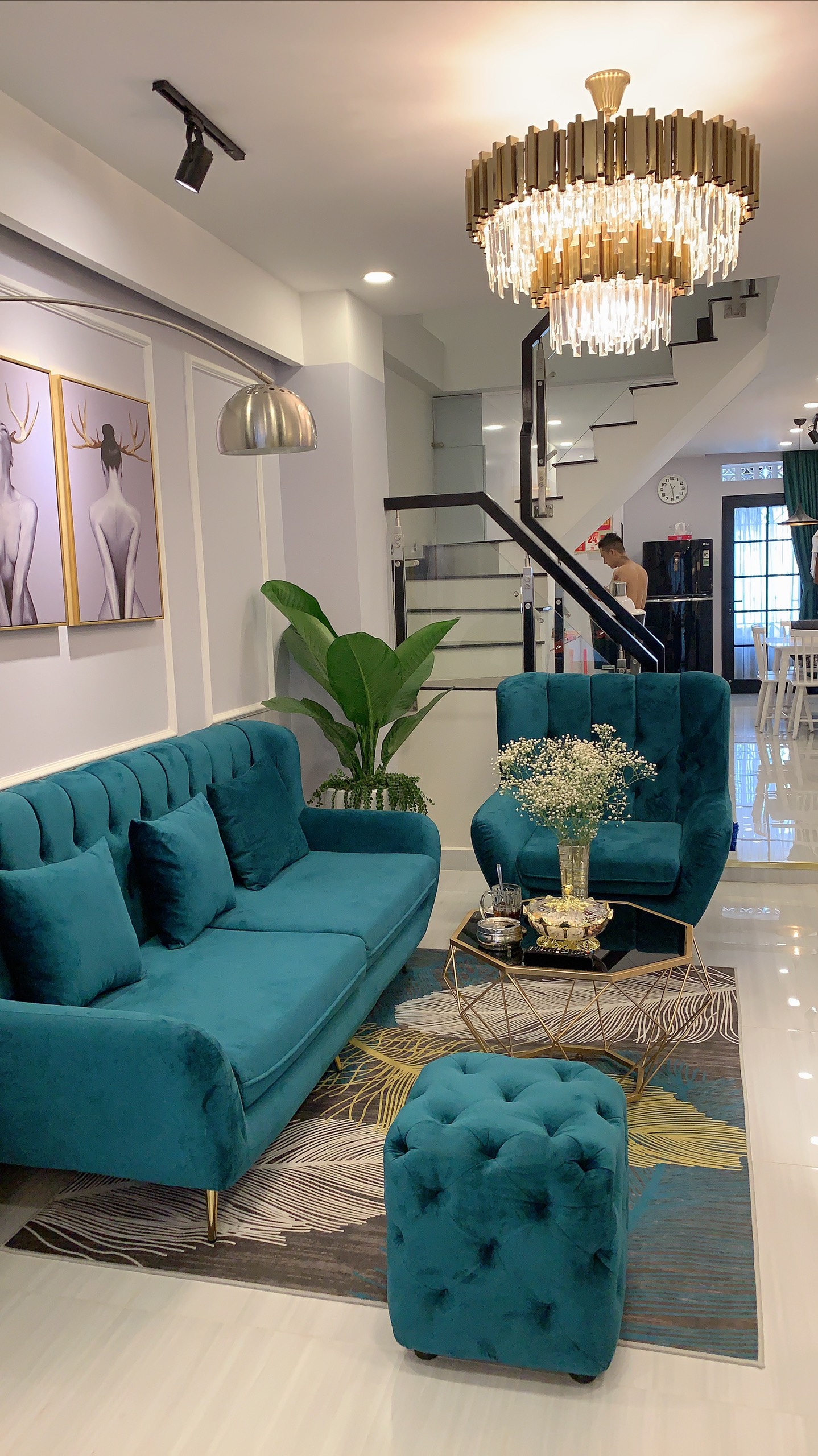 Căn góc 2MT Trần Minh Quyền, P10, Q10 gần đường 3 - 2, DT: 4mx13m (nở hậu 4,2m) 3 lầu, giá 15.6 tỷ