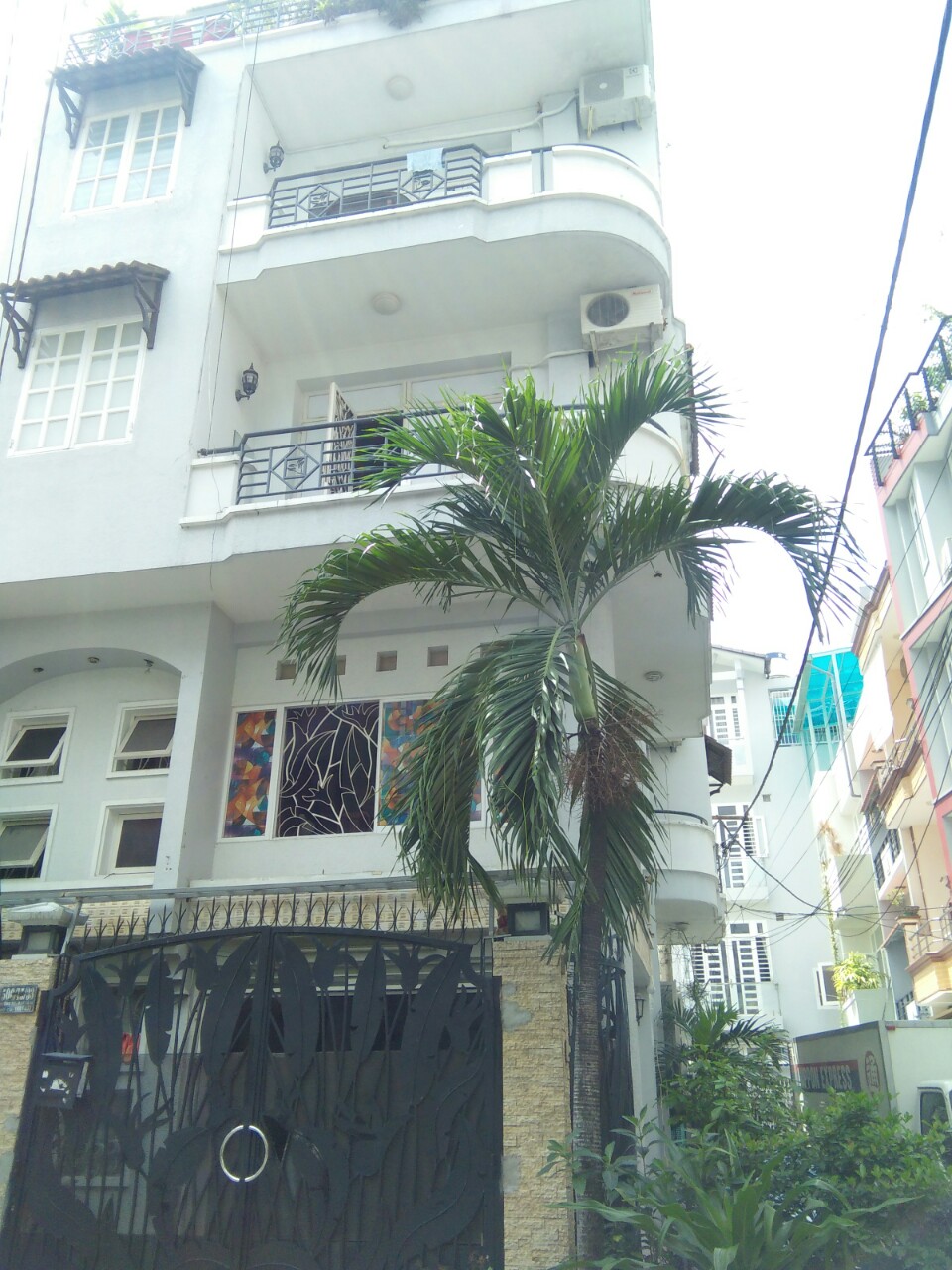 1.	Chỉ 7 tỷ 4 sở hữu ngay DT lớn: 4 x 16m, bán nhà Bình Phú, LH: 0915190011, Q.6