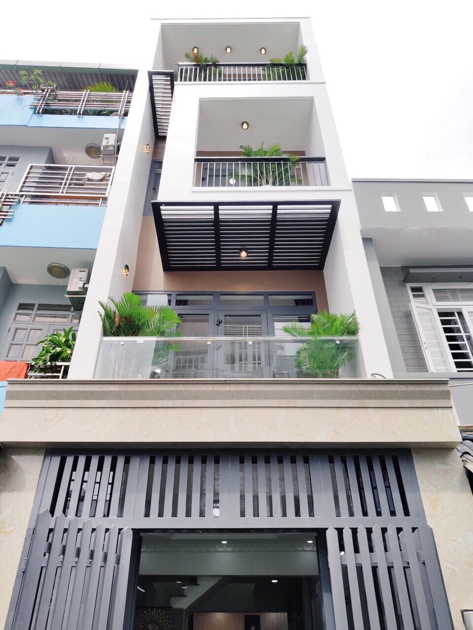 Bán nhà phố, hẻm siêu đẹp 112 đường Phổ Quang P.9 Phú Nhuận, DT 4,2x20m, giá bán chỉ 12 tỷ 8 TL