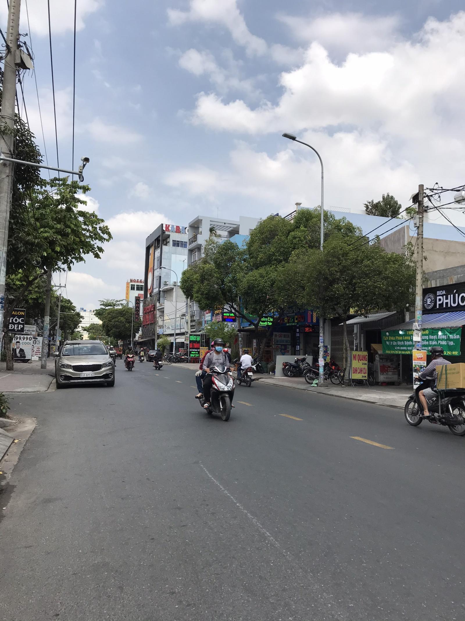    Nhà cấp 4 bán mặt tiền kinh doanh đường Gò Dầu, P. Tân Sơn Nhì, Q. Tân Phú