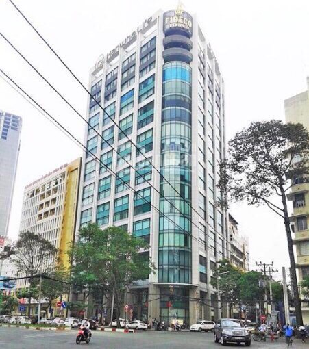 Cho thuê tòa nhà MT Đường Phổ Quang, đoạn đẹp nhất, hầm, 10 lầu, 1700m2 sàn. Giá 222.610đ/m2 sàn