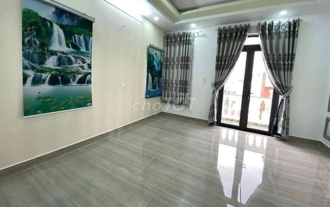 Bán nhà HXH đường Dương Quảng Hàm, P. 5, Gò Vấp, đúc 3 tấm, giá 4.6 tỷ  Diện tích: 60m² 