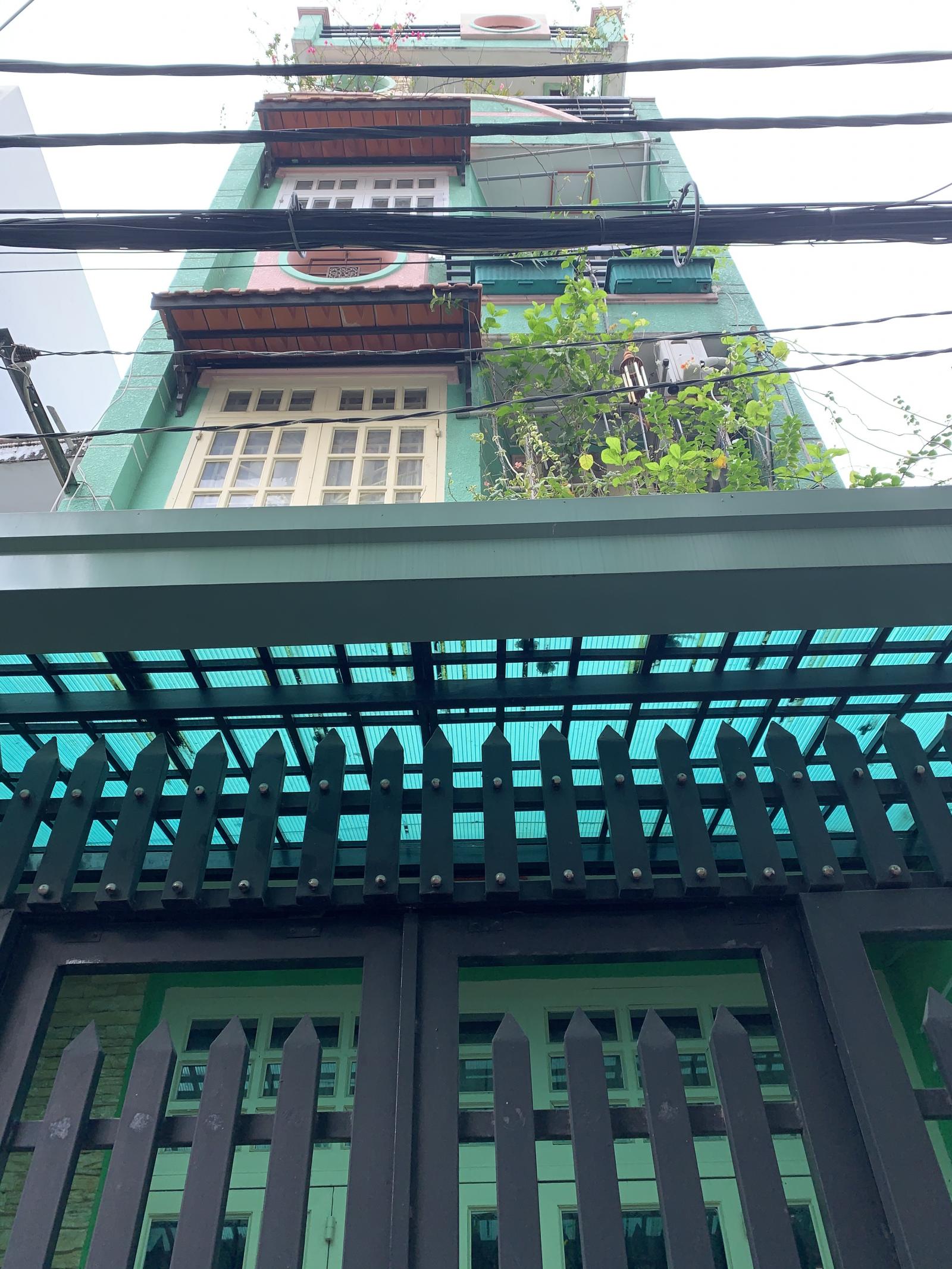 Bán nhà đường Hoa Cau, phường 7, Phú Nhuận