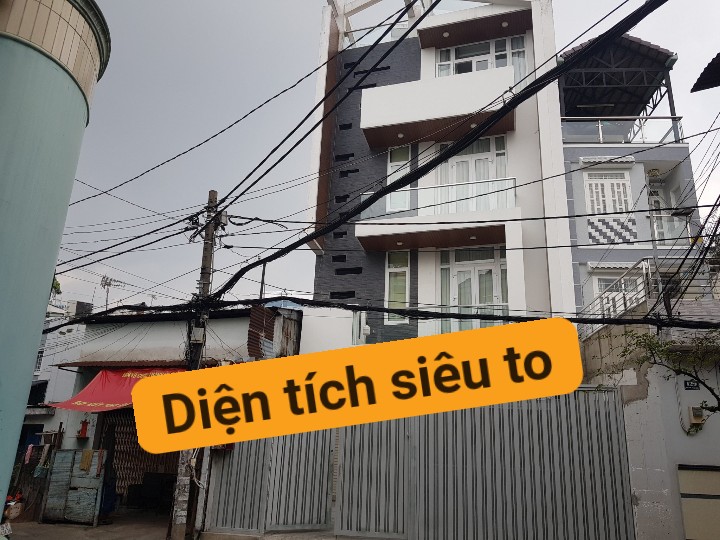 Gía Cực Ngộp. Diện tích siêu to 7 *18 nở hậu , xe tải để trong nhà Lãnh Binh Thăng quận 11 