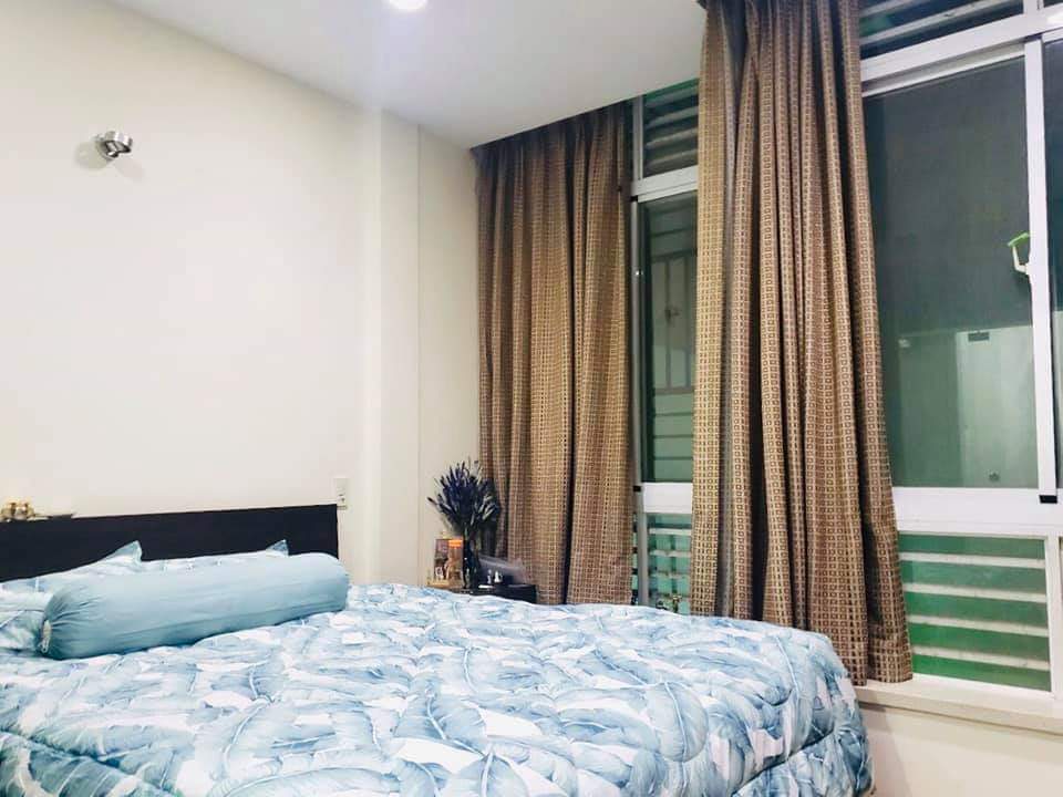 Bán Nhà - Lý Thái Tổ 40m2 Giá 4,6 tỷ lh chủ 0903674458