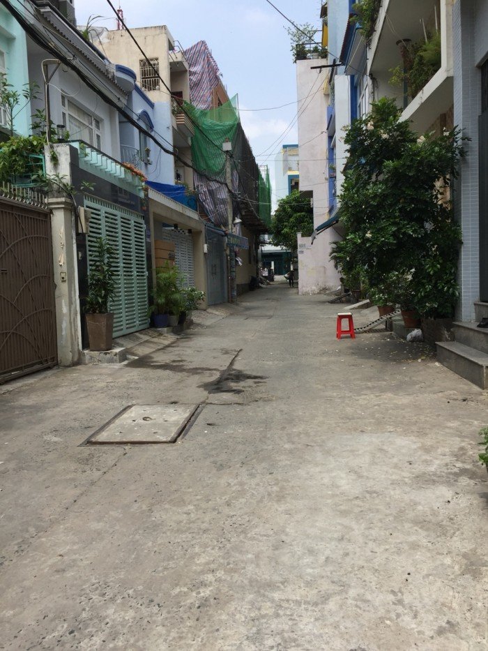 Bán nhà 3 tầng đẹp (4,2x15m). HXH Tân Trang, P9, TB. Giá: 8,3 tỷ TL. 0931.851.183