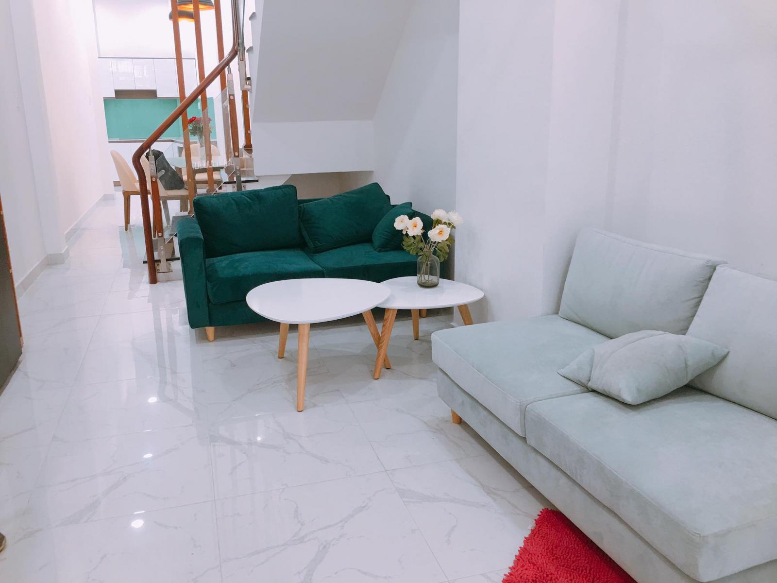 Bán nhà Nơ Trang Long 69m2, 4 tầng, 5PN,Quận Bình Thạnh chỉ 8 tỷ LH 0909817567