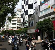 Bán nhà MT đường Nguyễn Trãi, Q. 5, KD thời trang, DT: 4x16m, 4 lầu, đoạn 2 chiều