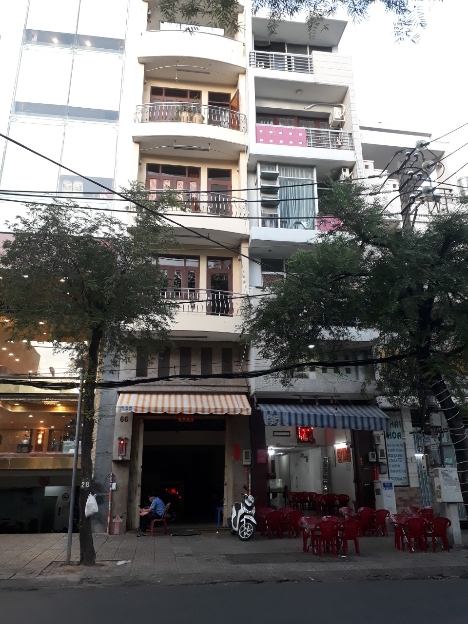  Bán nhà HXH đường Phan Văn Trị, phường 7, quận 5 - nhà 5 lầu 2 mặt tiền HD thuê 1 tháng / 50tr
