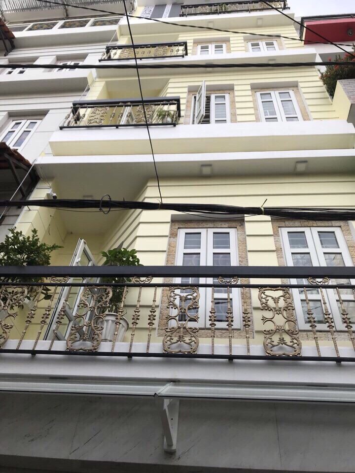 Bán nhà phố, hxh đường Cách Mạng Tháng Tám P.7 Tân Bình, dt 5x20m, công nhận 100m2, giá bán 14 tỷ