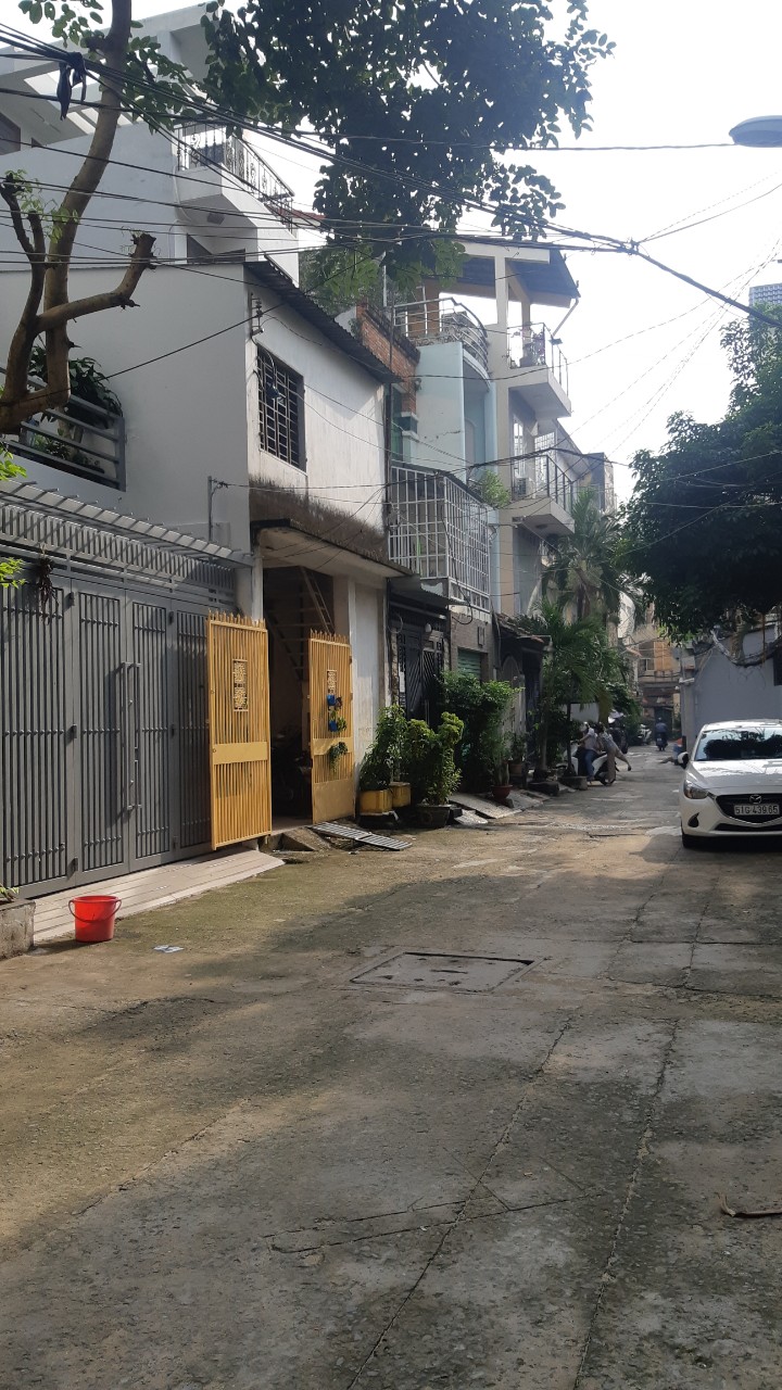 Bán  nhà HXH 8m Đường Thành Thái, Quận 10, DT: 6,5x25m, giá 20 tỷ TL, 0903 7181 24