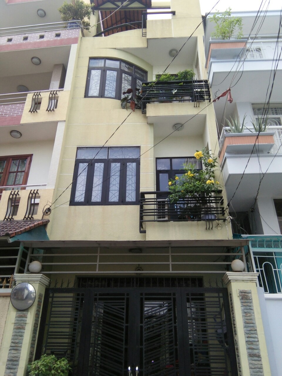 Bán nhà 3 lầu Hẻm 10M, Nguyễn Trãi, Quận 1, DT 3.8x12m, giá 8.5 tỷ