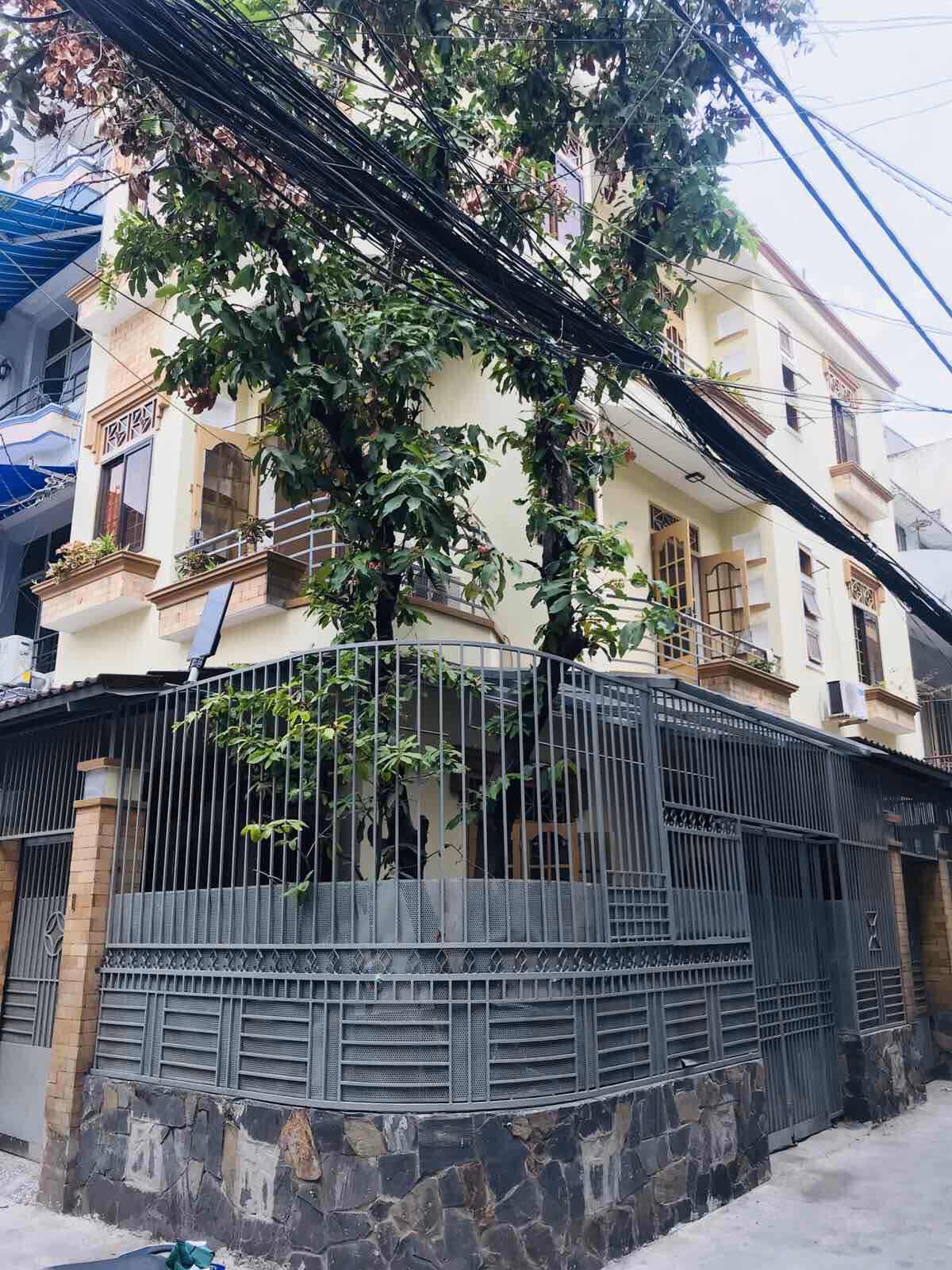 bán nhà mặt tiền khu K300 đường Nguyễn Minh Hoàng diện tích 4.5x20m vuông vức giá 13 tỷ