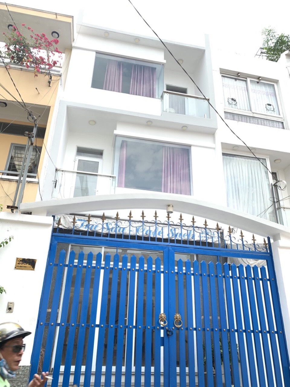 Cần bán nhà hẻm xe hơi  P10, Q3  - DT: 5x15,5m  - Trệt , 2 lầu , HXH 14ty