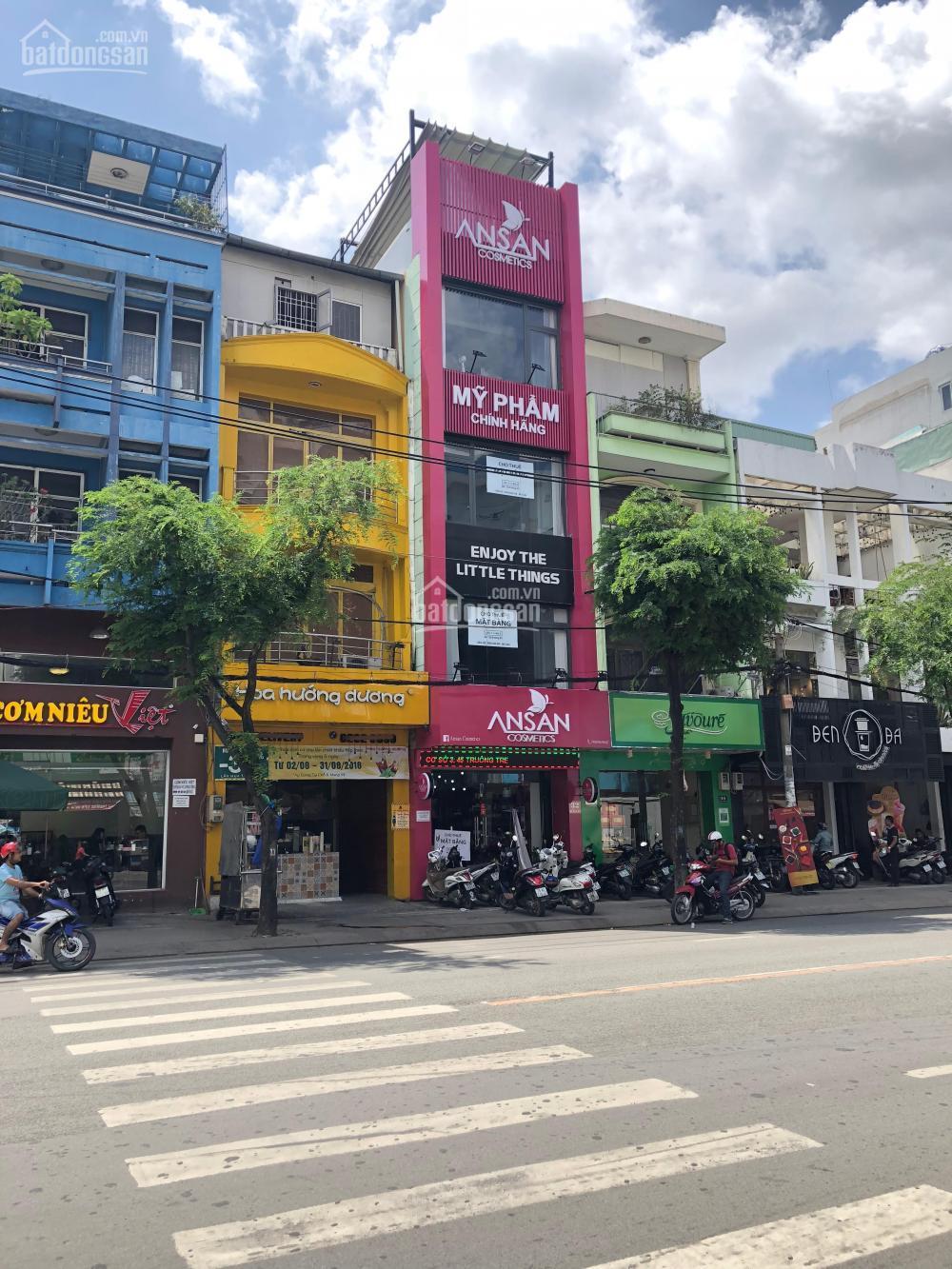 Cần bán gấp MTKD Huỳnh Văn Bánh, P10, Phú Nhuận; 3.8x8.3m; 4 tầng mới đẹp giá 10.9 tỷ