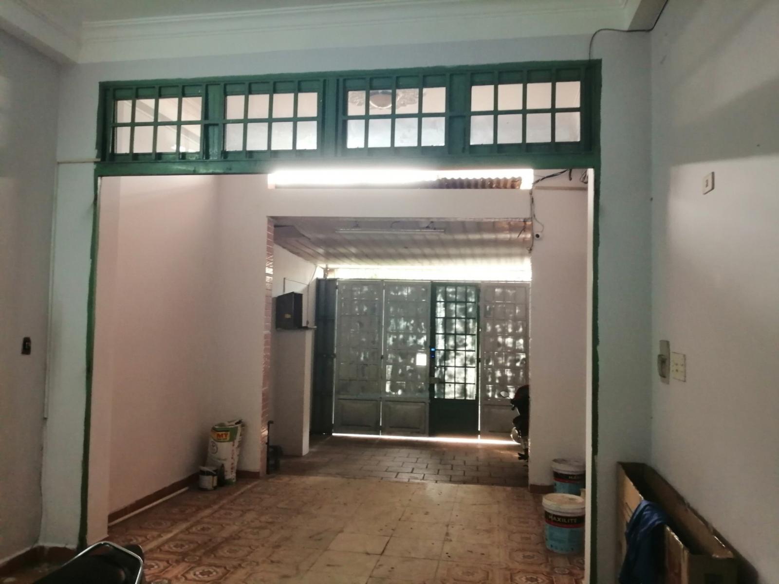 Chính chủ bán gấp căn nhà HXH Hoàng Bật Đạt p15 Tân Bình 115m2 giá 7,4 TL.