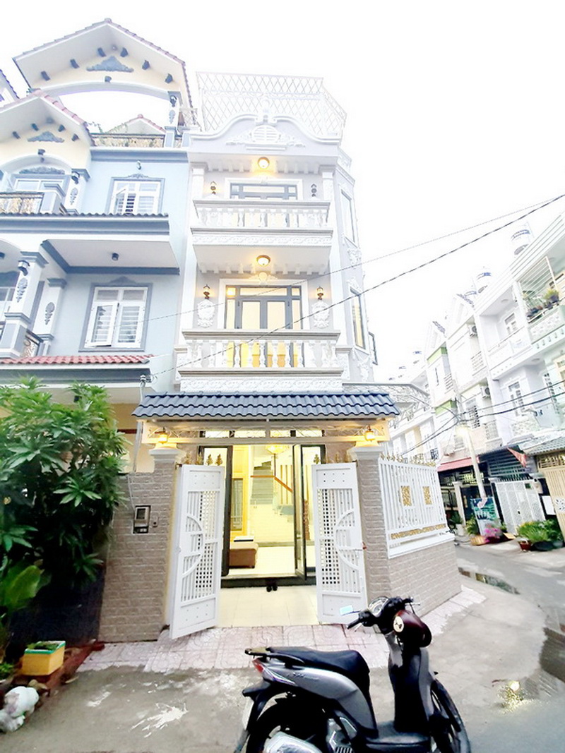 Bán biệt thự phố góc 2 mặt tiền hẻm 8m 2266 đường Huỳnh Tấn Phát Nhà Bè. 