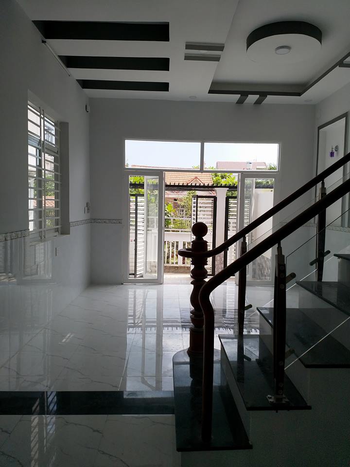 Bán nhà riêng tại Lê Văn Lương, Phước Kiển, 5.4 x 16m, 3 Tầng, 4.5 tỷ