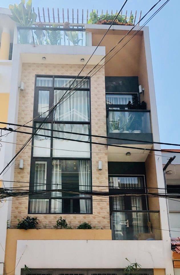 Bán nhà MT Nguyễn Đình Chiểu, Phường 6, Quận 3, DT 5.6X18m nhà 4 tầng cho thuê 110 tr/th, giá 34 tỷ