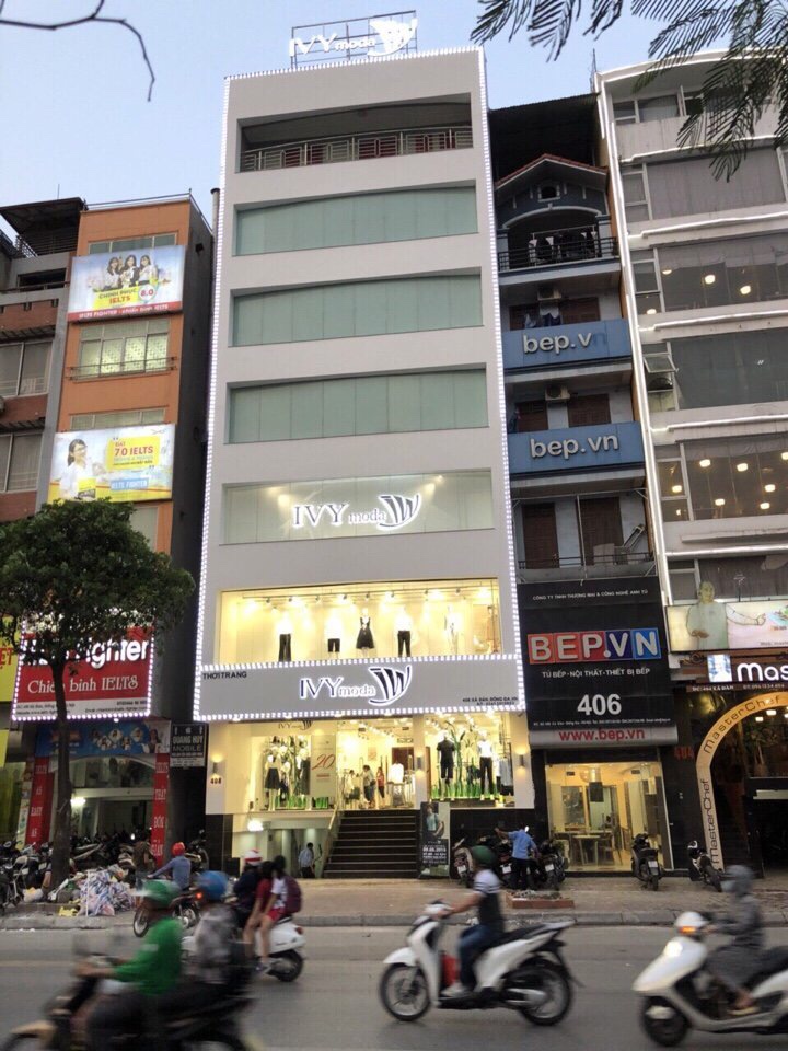 Chính chủ bán khuôn đất mặt tiền quận 1, DT 22x32m CN 675m2. Giá 130 tỷ 0908525968