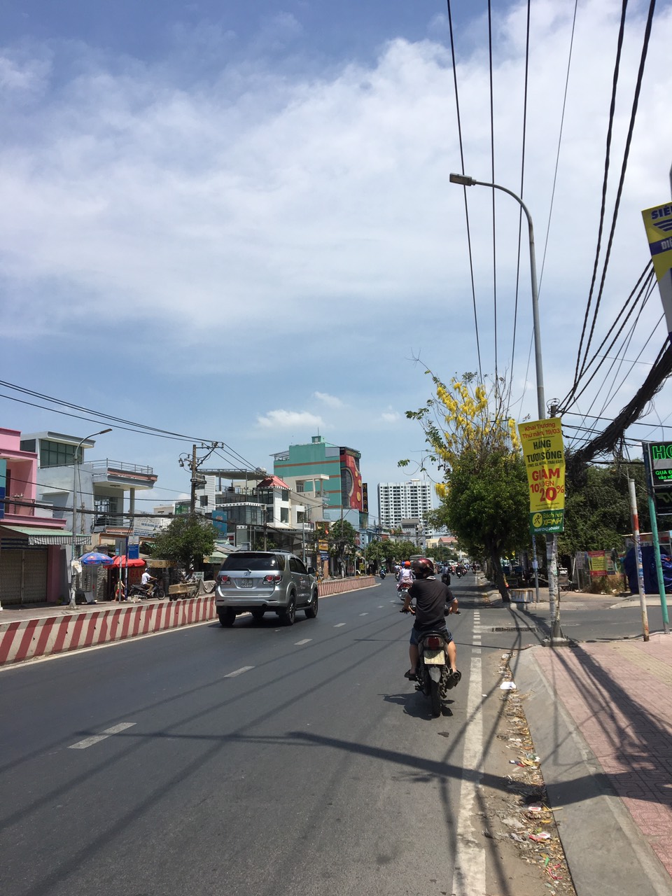 Bán nhà 263m2 góc hai mặt tiền đường Huỳnh Tấn Phát Phường Phú Thuận Quận 7.