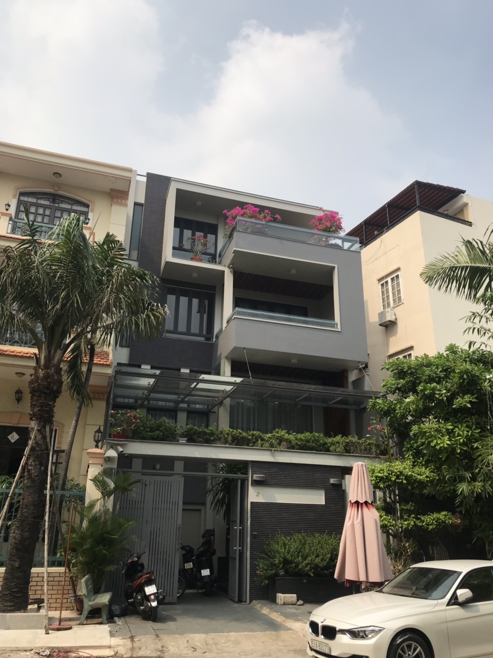 Bán nhà riêng tại Đường Nguyễn Trọng Tuyển, Phường 8, Phú Nhuận, Tp.HCM diện tích 120m2  giá 20 Tỷ