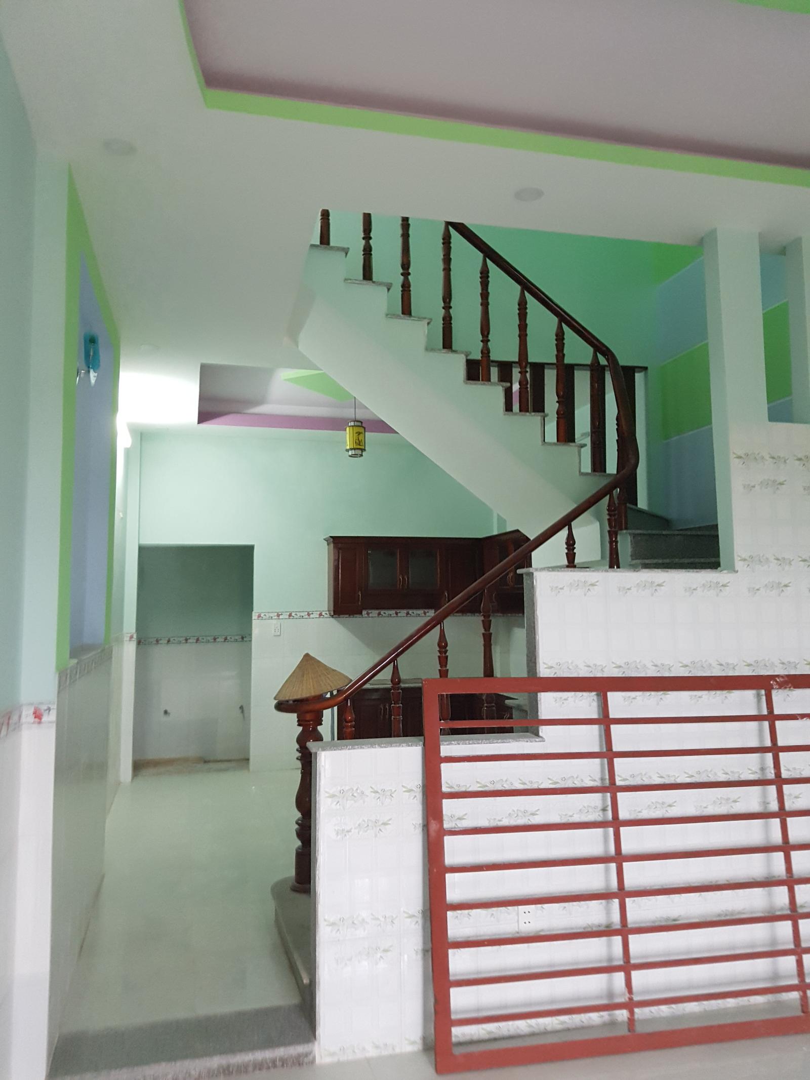 Bán nhà riêng tại Đường Hương lộ 80, Phường Bình Hưng Hòa B, Bình Tân, Tp.HCM diện tích 80m2 giá 1.3 Tỷ