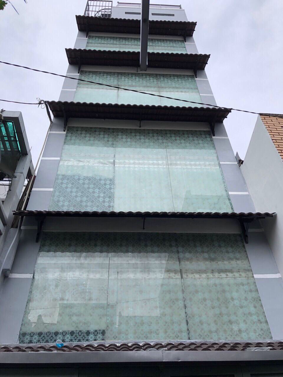 Bán nhà mặt tiền đường Âu Cơ, P. 10, Q. Tân Bình, DT: 4.5x25m, 3 tầng. Giá chỉ: 15.9 tỷ TL