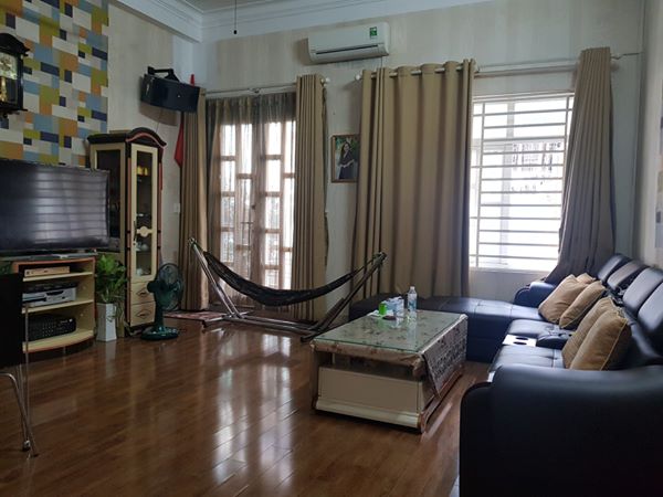 Bán nhà thừa kế đường Hòa Hưng, P13, Q.3. DT 55.5m2, trệt lầu ST, mới hoàn công, giá 10 tỷ TL