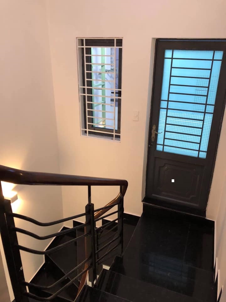 BÁN NHÀ KHU VIP LÊ VĂN SỸ, TÂN BÌNH, HẺM XE HƠI, 35M2, 3 TẦNG, 4PN, GIÁ 4.6 TỶ