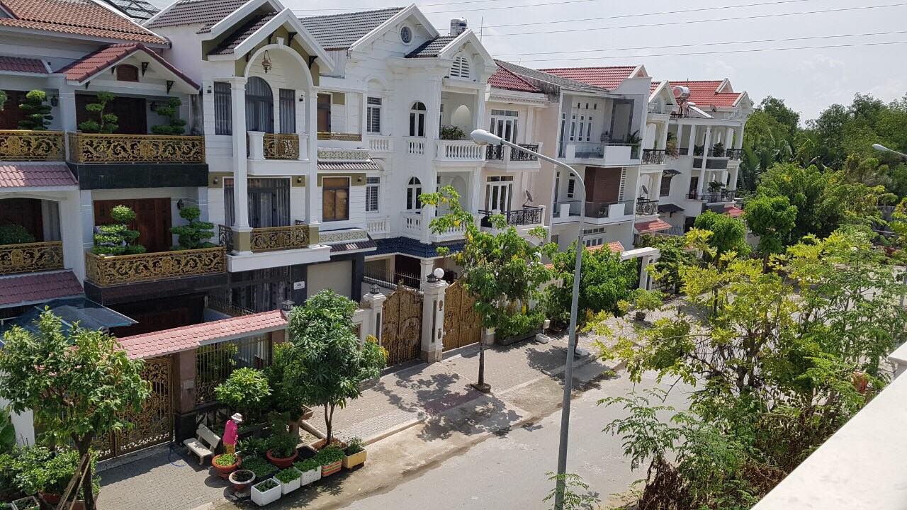Bán Biệt Thự Sân Vườn KDC Savimex, Q7.