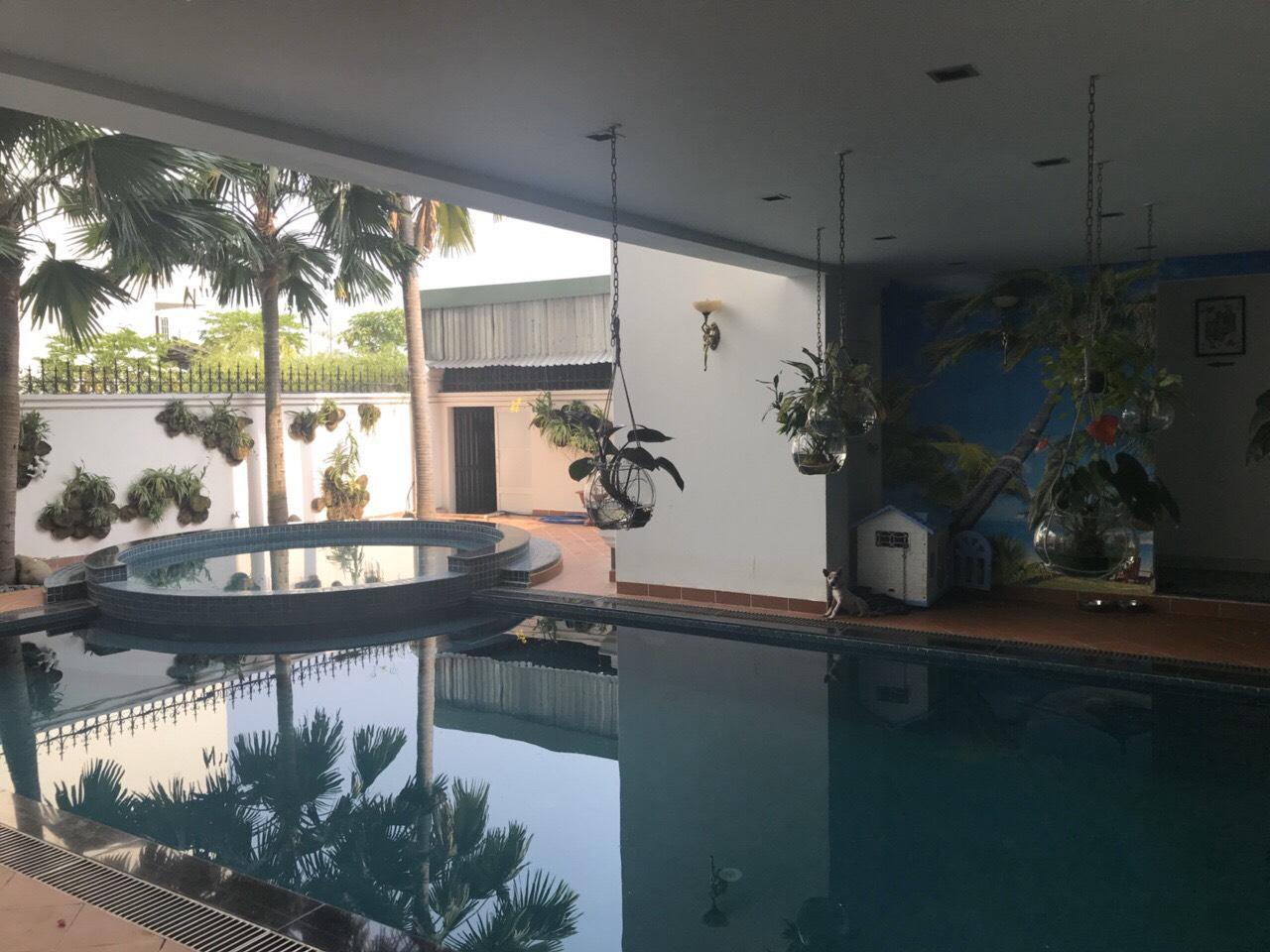 Bán gấp nhà HXH quay đầu An Dương Vương q5, DT:4x18, giá chỉ: 11 tỷ.