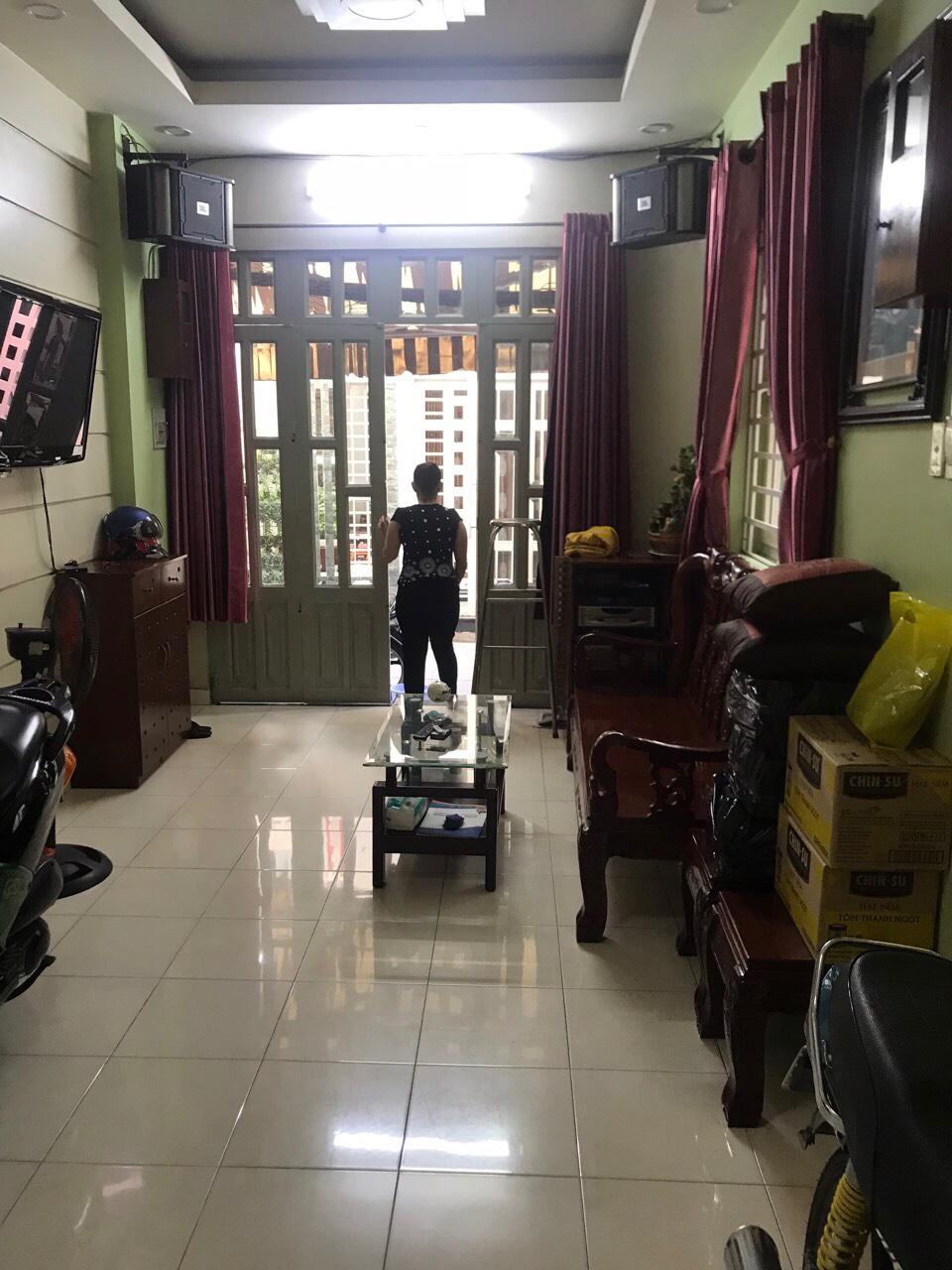 Bán nhà ở đường hồ bá kiện  gần công viên lê thị riêng  q10 DT 3,5X11  GIÁ CHỈ  8,4 TỶ TL  