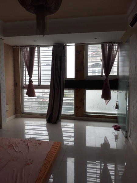 Bán nhà nở hậu HXH đường Hòa Hảo, P5, Q10, DT: 4.7x16m. Giá: 10.5 tỷ TL
