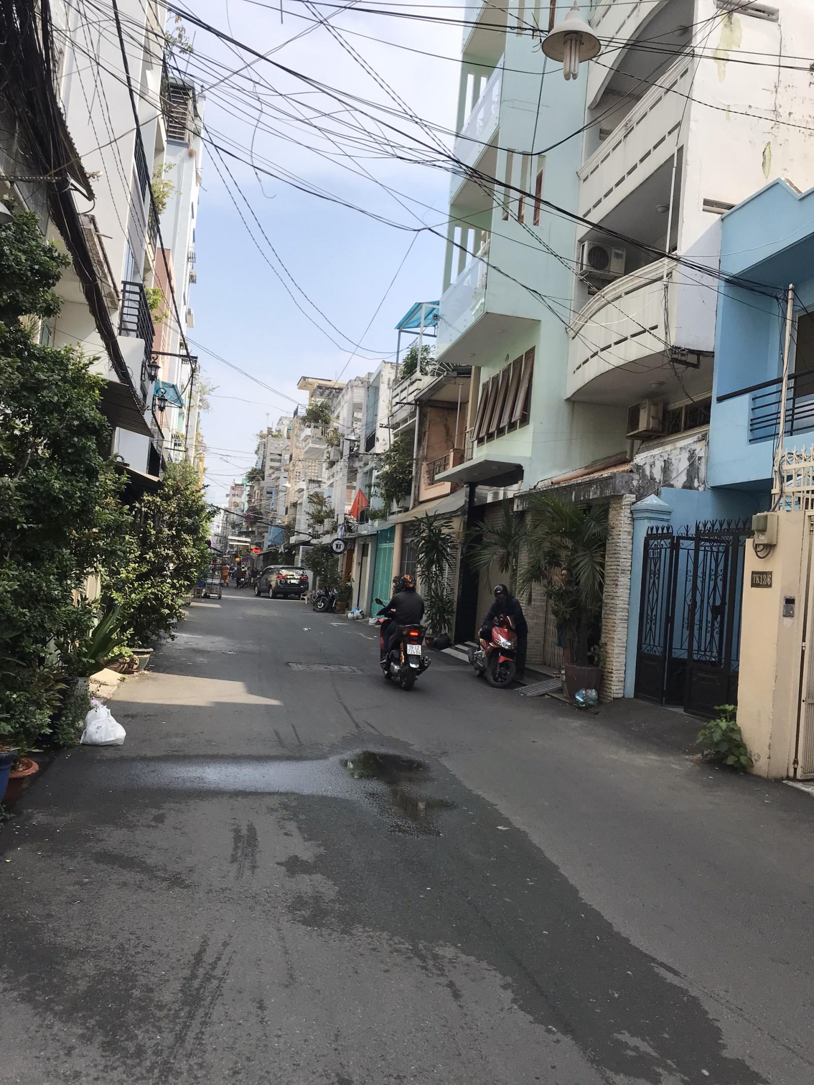 Bán nhà MT Ngô Gia Tự, P4, Quận 10. DT 4x27m, giá chỉ 20 tỷ, Bán nhà mặt tiền 