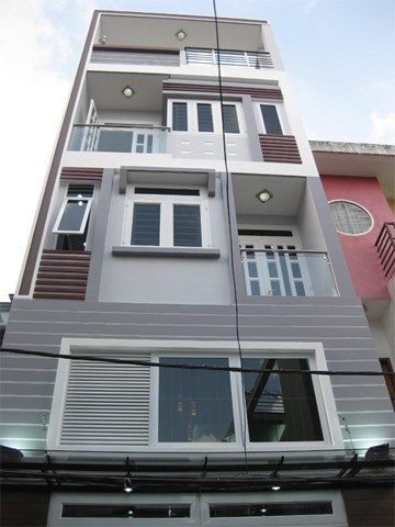 Nhà rẻ! chủ nhà cần tiền bán gấp nhà đường Tô Hiến Thành, Quận 10, Khai thác cho thuê tốt