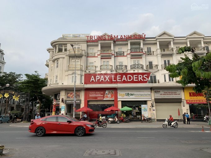 Bán building MT Thống Nhất, P16, Gò Vấp DT 8 x 30m, nhà 5 lầu thang máy - Giá 34 tỷ TL - LH 0919818429