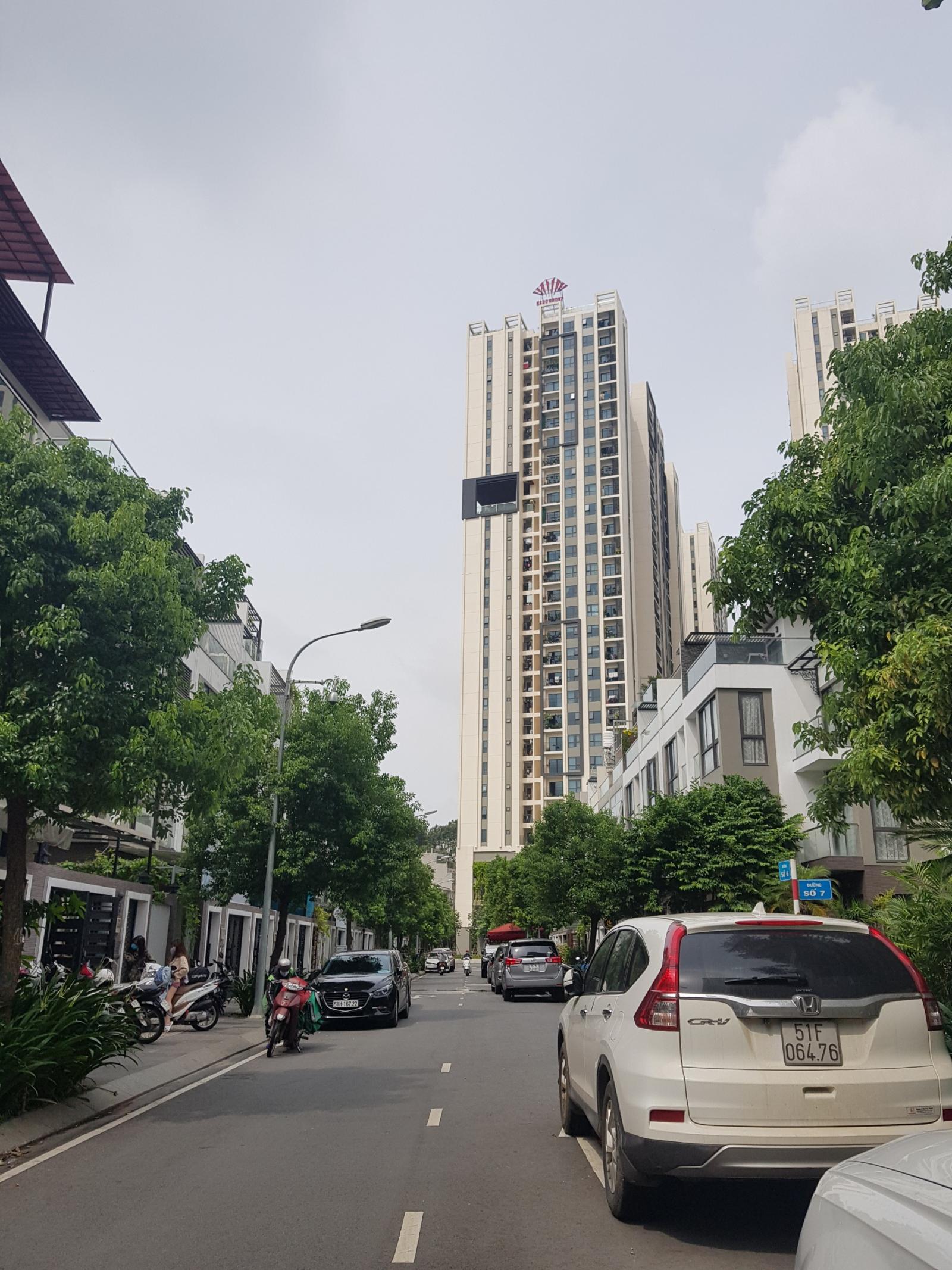 Bán nhà mặt tiền đường Nguyễn Thị Nhỏ sát Cư Xá Lữ Gia, Q. Tân Bình, DT: 170 m2, giá: 25 tỷ