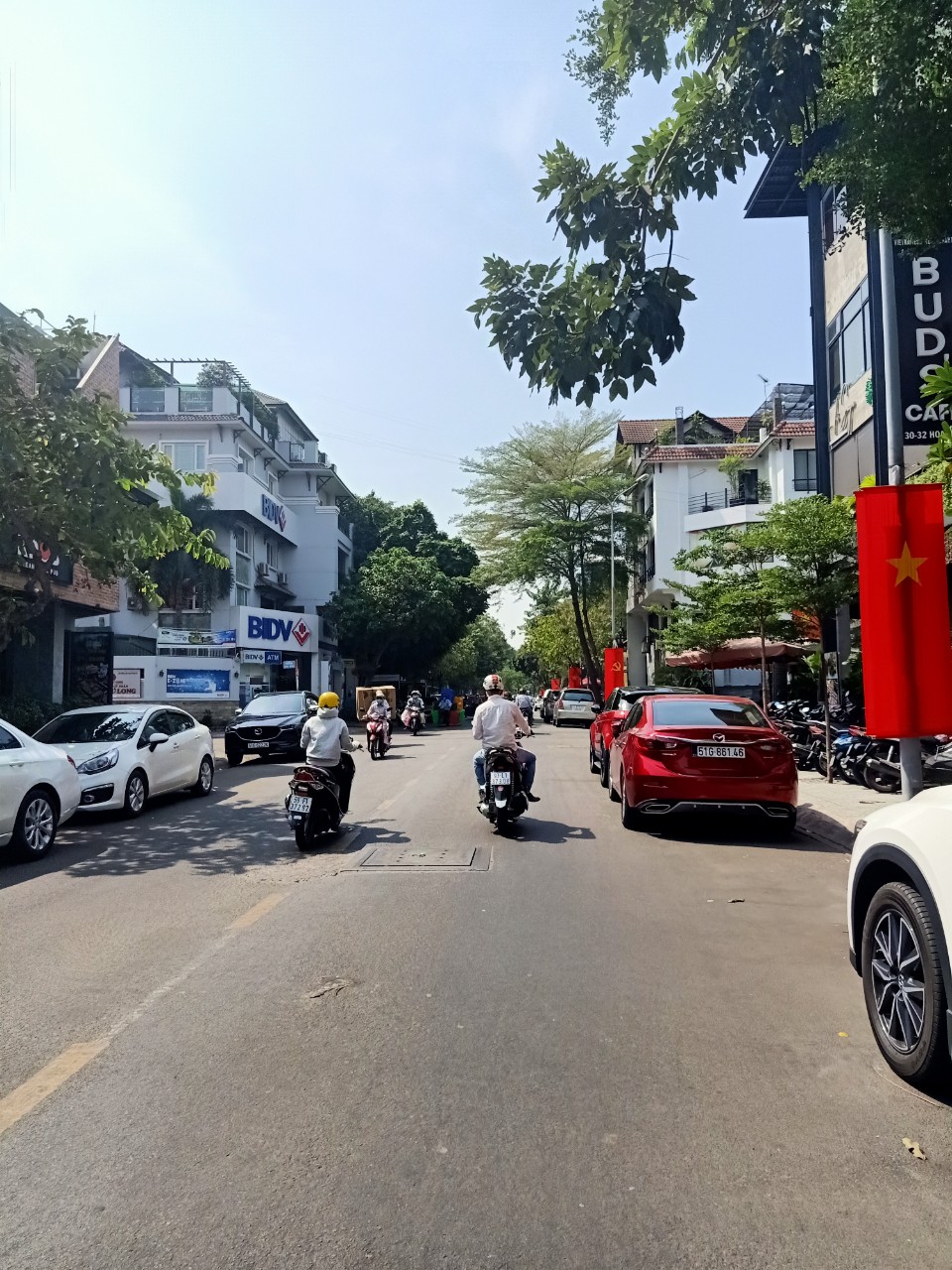 Cần bán nhà mặt tiền đường Nguyễn Khuyến; 184m2; 1 lầu; giá 25 tỷ