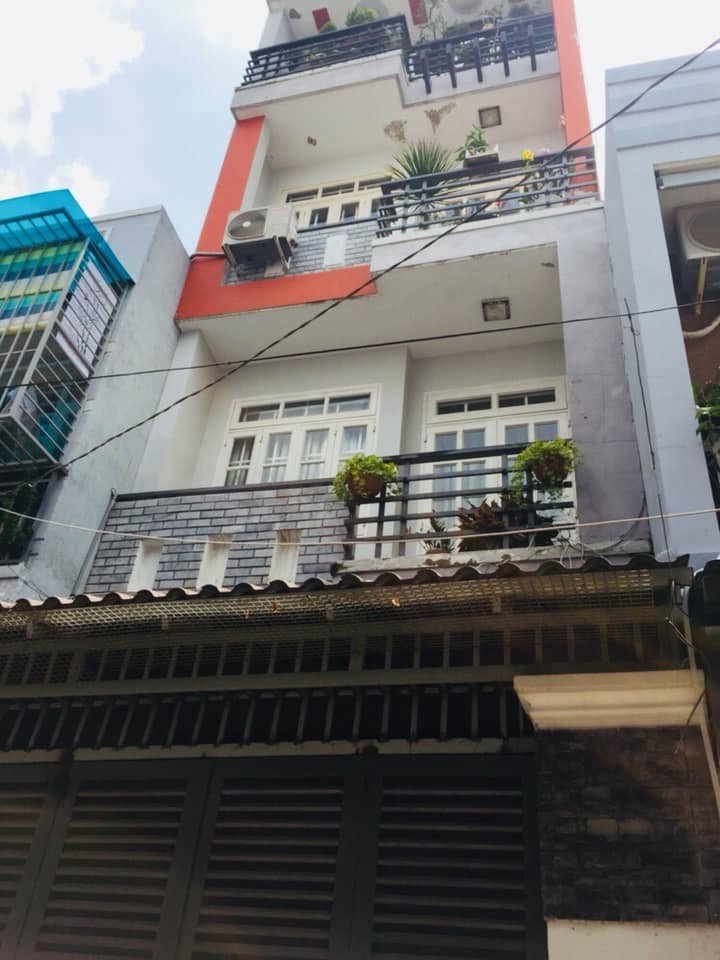 130m2, 4 tầng, 11 phòng cho thuê, HXH Nguyễn Trãi, 19 tỷ.