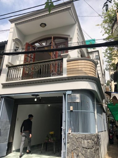 Bán nhà HXH quay đầu dt(5*13m) giá chỉ 10.3 tỷ