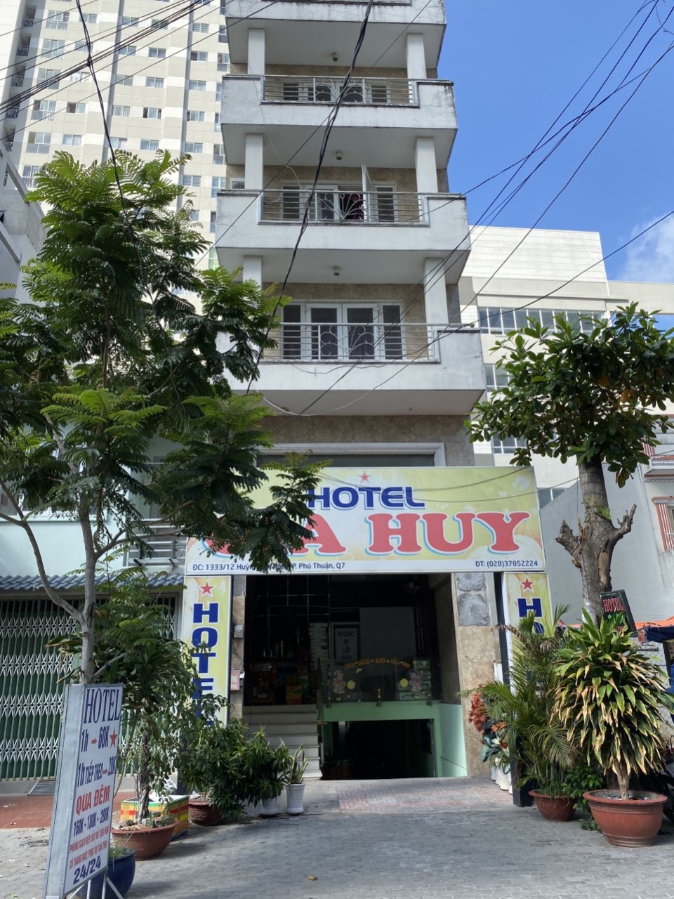 Bán khách sạn mặt tiền Lê Thị chợ 1333/12 .cach mặt tiền huỳnh tấn phát 50 m.p.phú thuận.q7