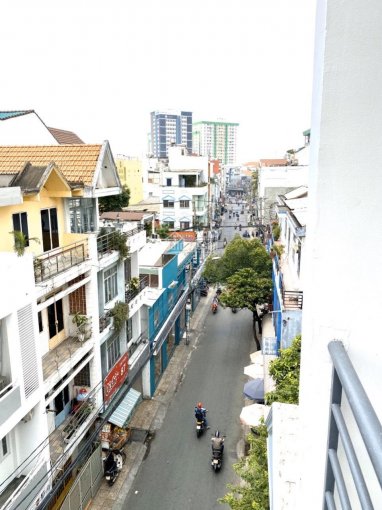Bán nhà mặt tiền đường Âu Cơ, phường 10, quận Tân Bình (4.3x23.5m), trệt, lửng, 2 lầu, ST giá 16 tỷ