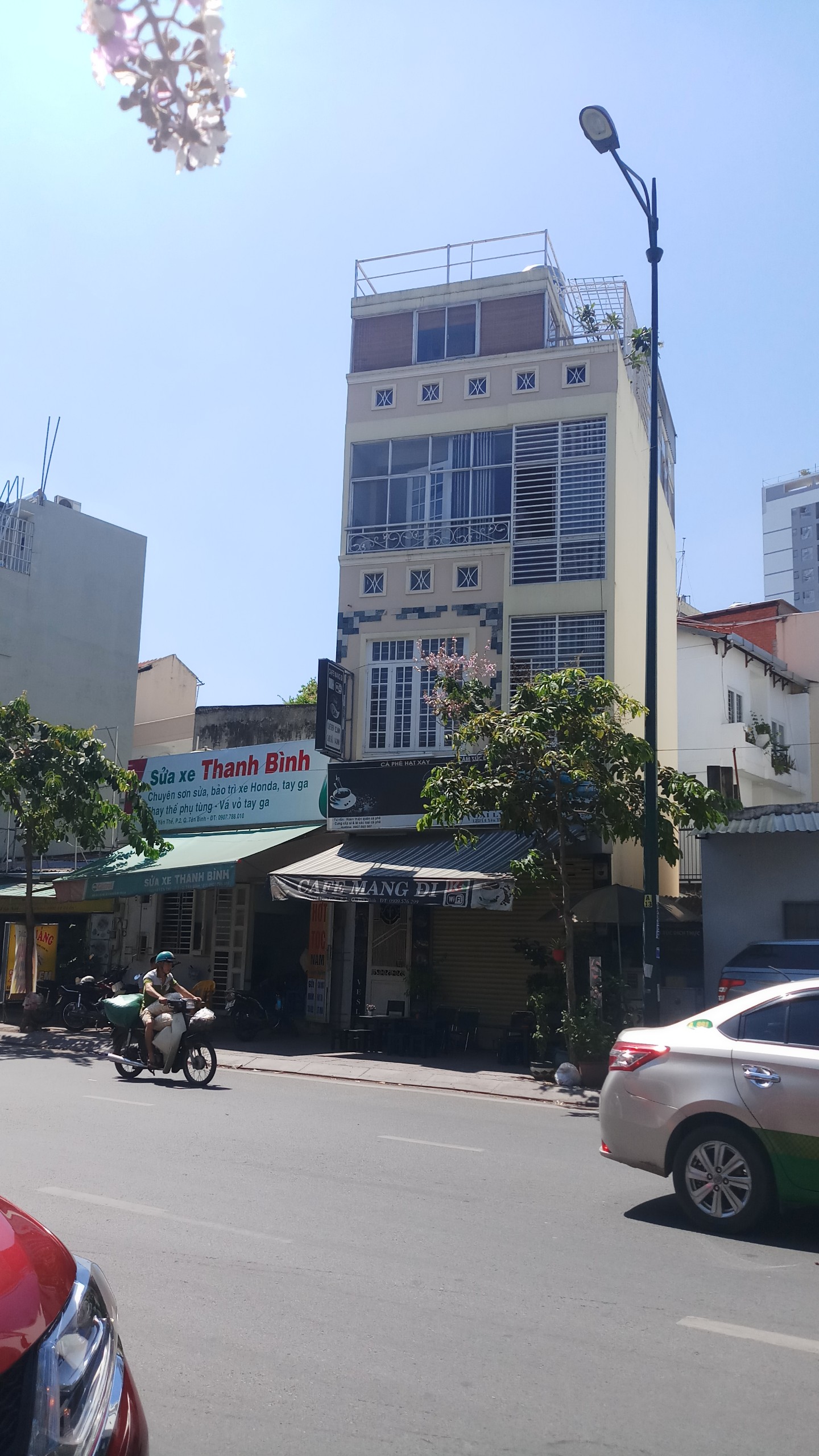 Nhà ở đường MT Hồng Lạc - Đồng Đen rộng đến 4m ở lâu năm chưa mua bán bao giờ  
