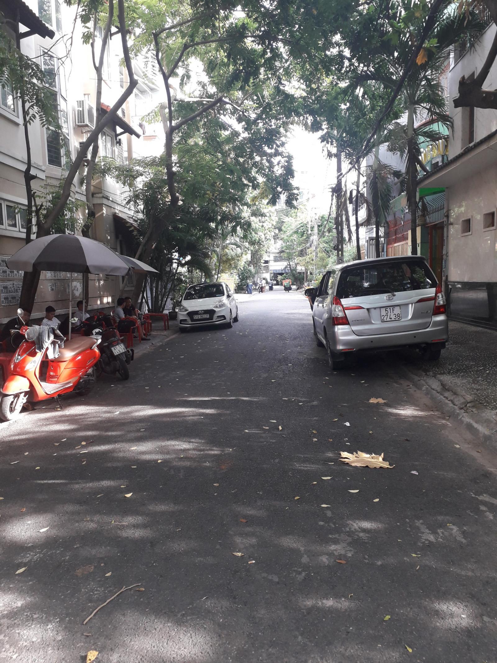 Nhà 3 Lầu ST Khu Víp Lạc Long Quân, 4.8x21m, P.9, Q.Tân Bình.Giá 12.4 Tỷ