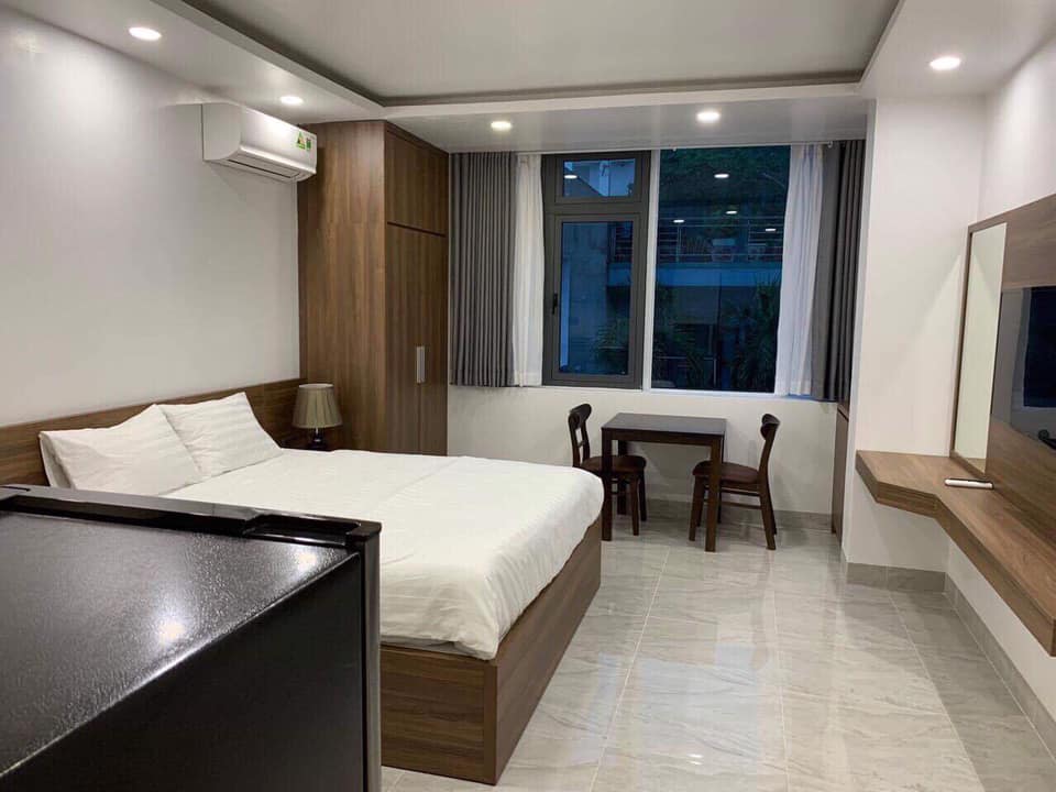 BÁN GẤP NHÀ HXH 18 NGUYỄN THỊ MINHH KHAI QUẬN 1 DT:5X18M 5 TẦNG GIÁ 19 TỶ