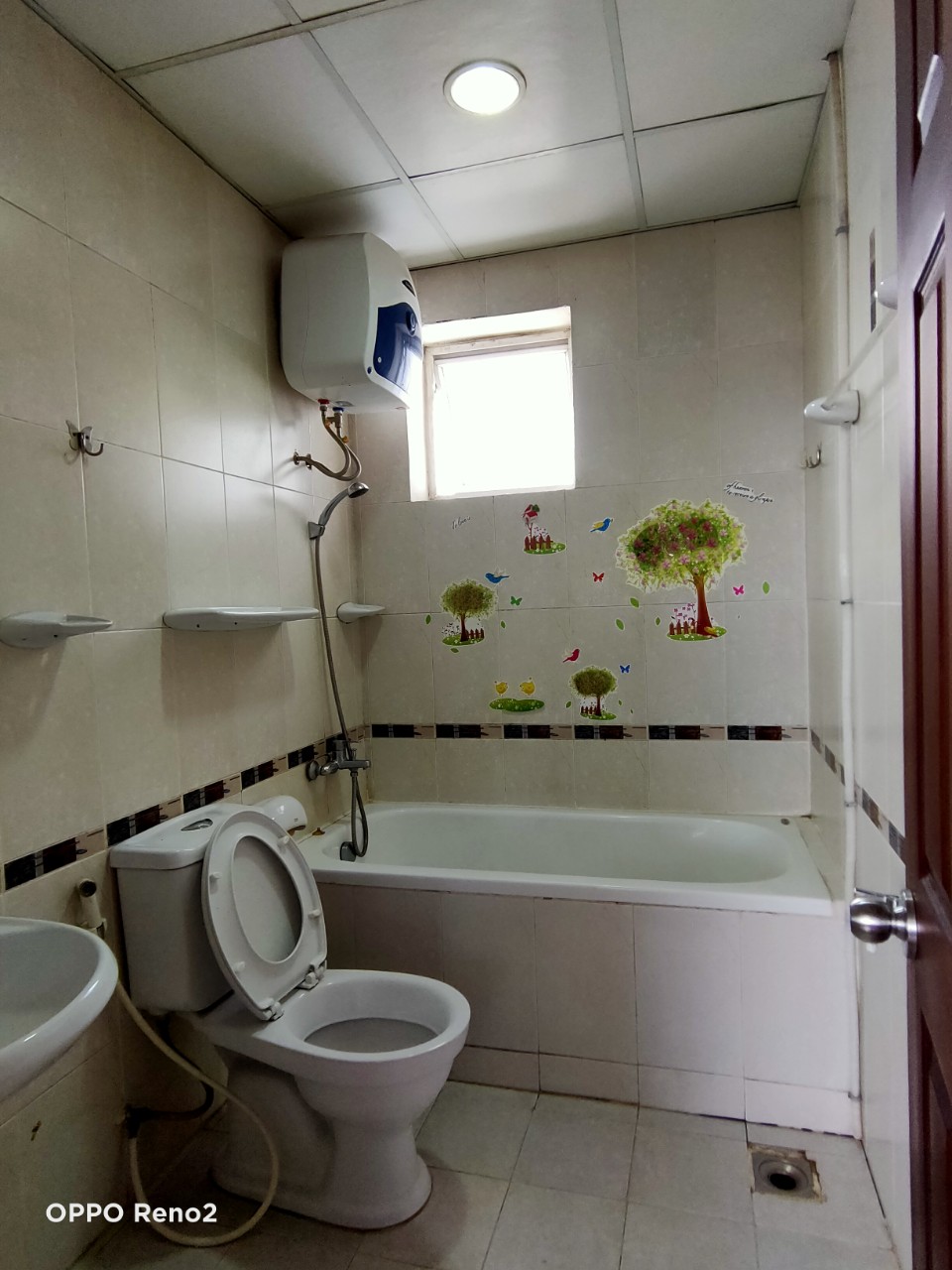 CHO THUÊ CĂN HỘ PHÚ THẠNH DIỆN TÍCH 100M2, 3 PN.TÂN PHÚ .TP HCM